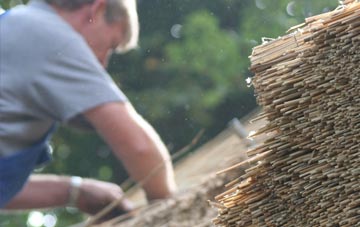 professional Galon Uchaf thatchers